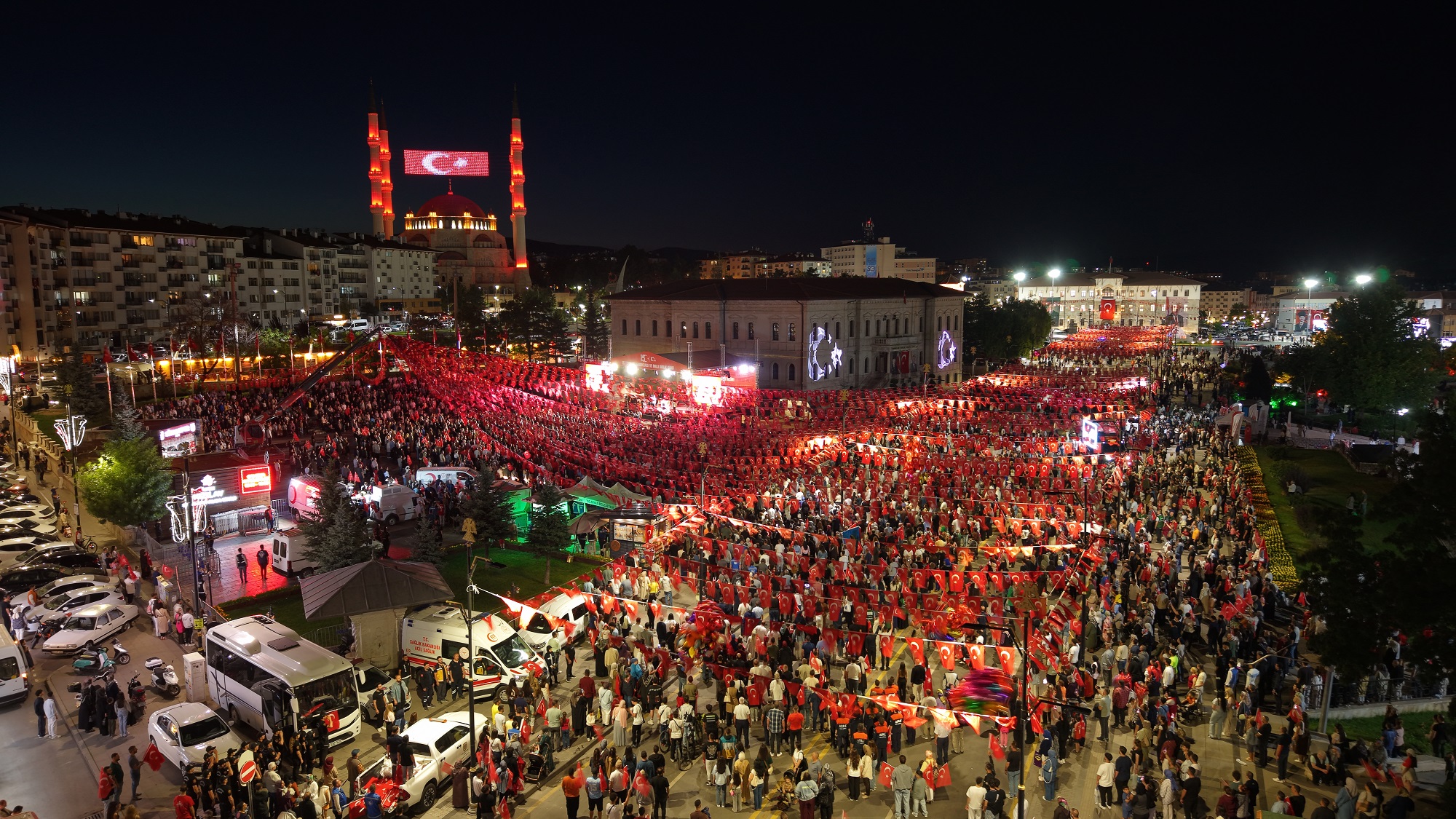 sivasta-15-temmuz-yuruyusu-1413358-420081.jpg