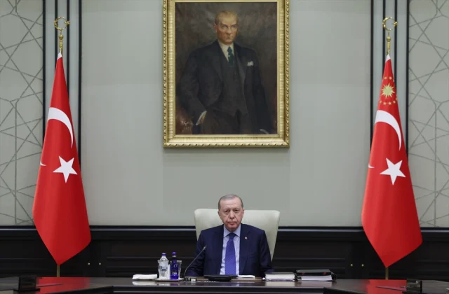 mgk-toplantisi-sona-erdi-8-mad-20124077-8451-1-m.webp
