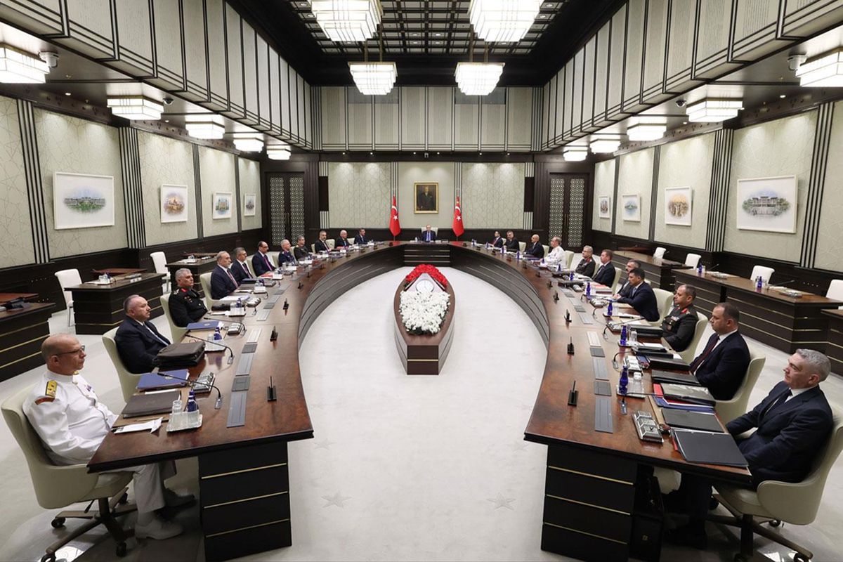 mgk-toplantisi-sona-erdi-8-maddelik-bildiride-20124077-4101-amp.jpg
