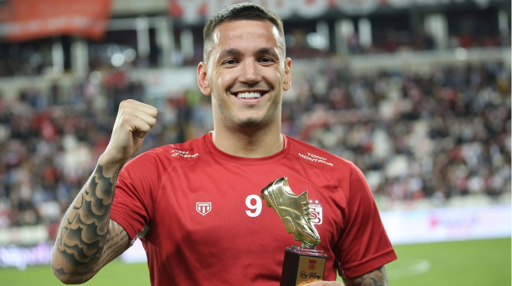 rey-manaj-sivasspor-1713882696-134921.jpg