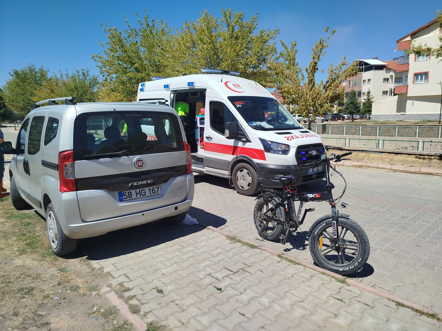 sarkislada-3-ayri-trafik-kazasinda-5-ya-1468614-436960.jpg