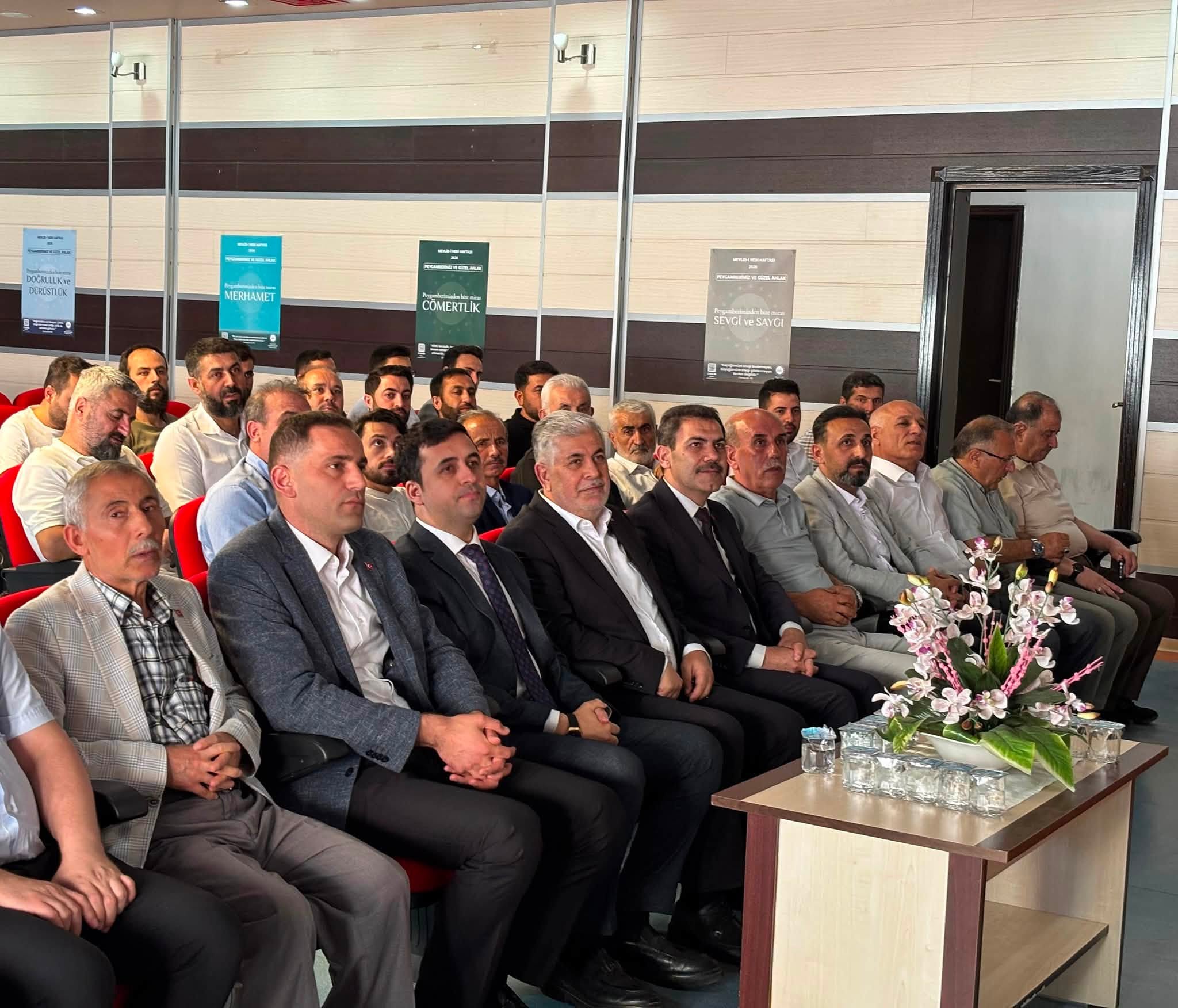 aa-20260828-42326092-42326091-susehrinde-peygamberimiz-ve-guzel-ahlak-konulu-konferans-duzenlendi.jpg