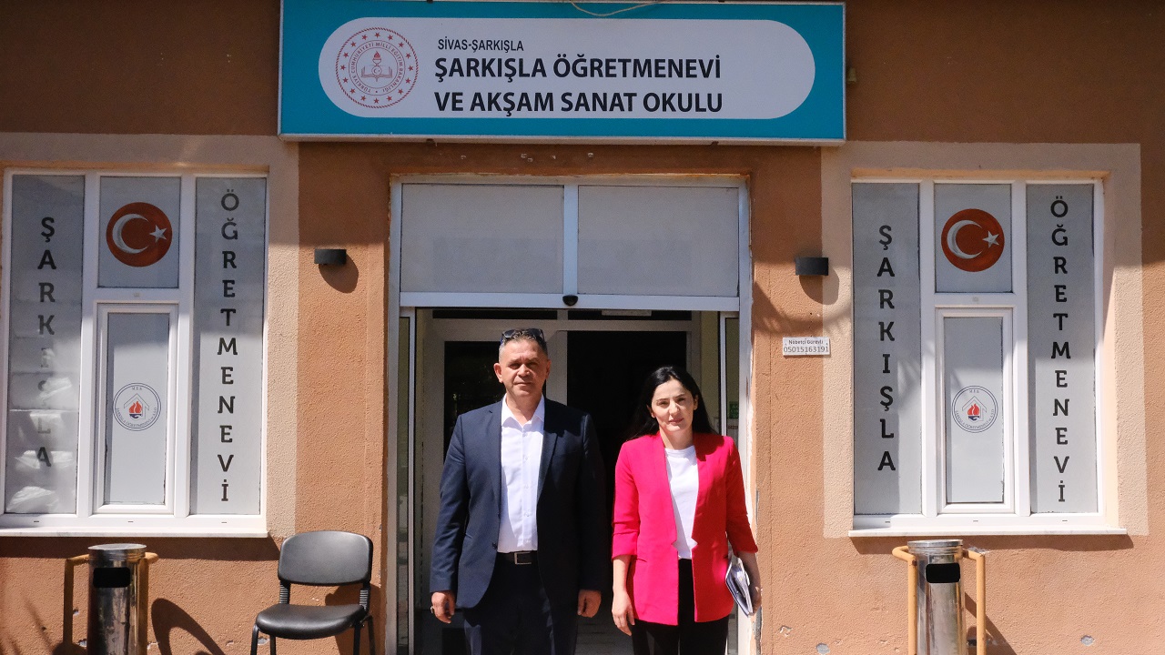 aa-20260902-42364792-42364791-sarkislada-sydv-ihtiyac-sahibi-100-haneye-gunluk-sicak-yemek-ulastiriyor.jpg