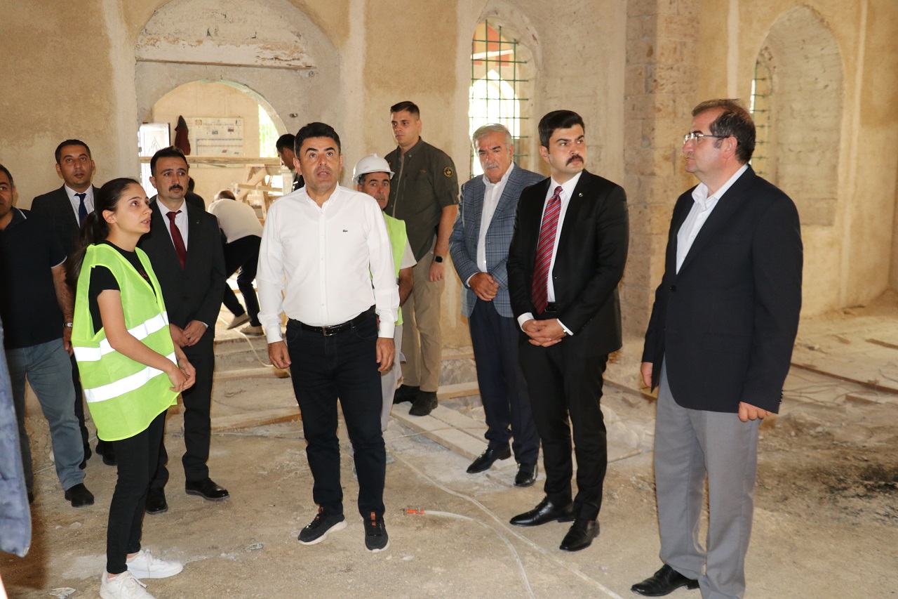 aa-20260903-42373742-42373739-tarihi-ulu-camii-hayirseverlerin-destegiyle-restore-ediliyor.jpg