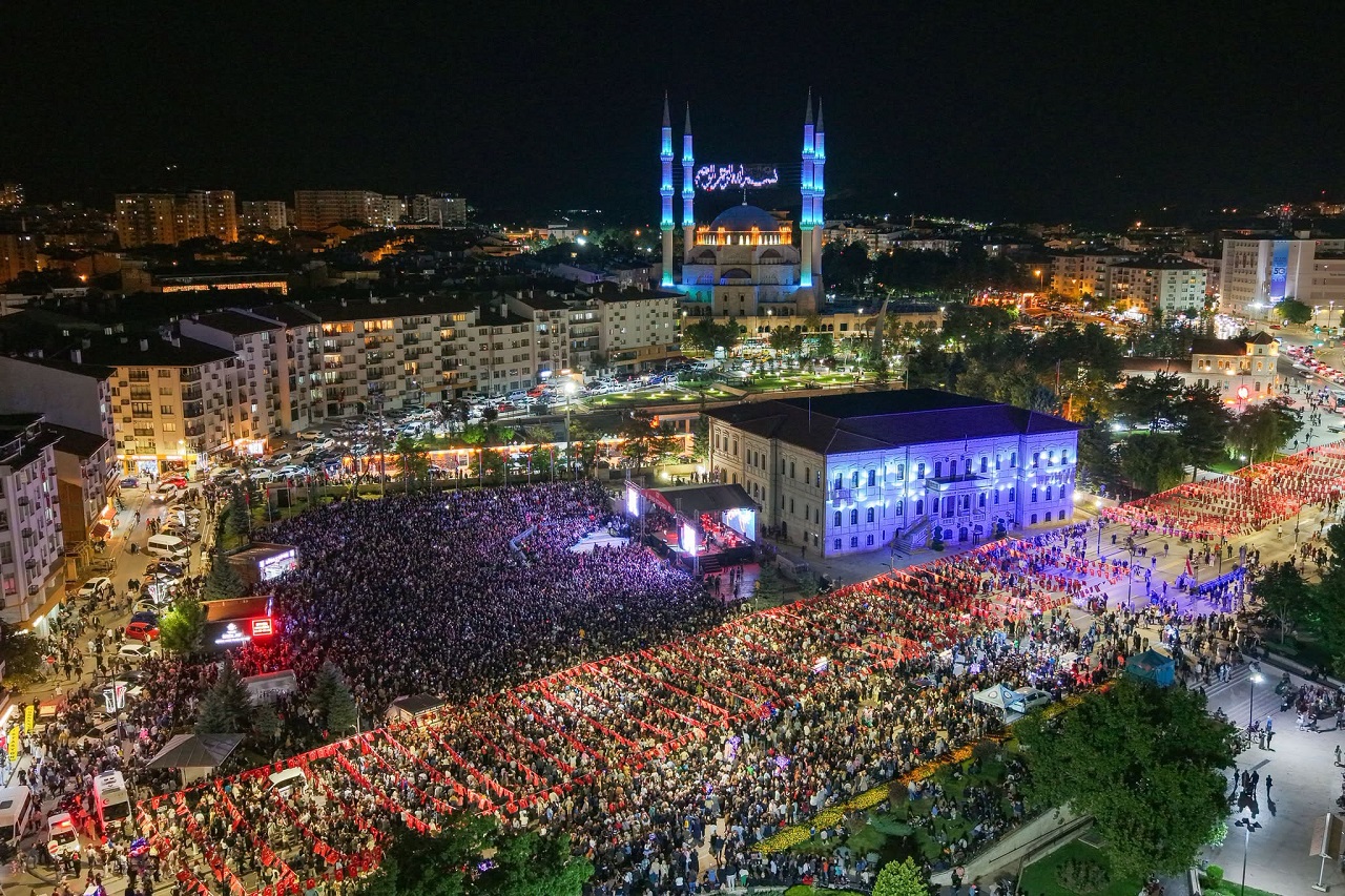 uyjhnghn.jpg
