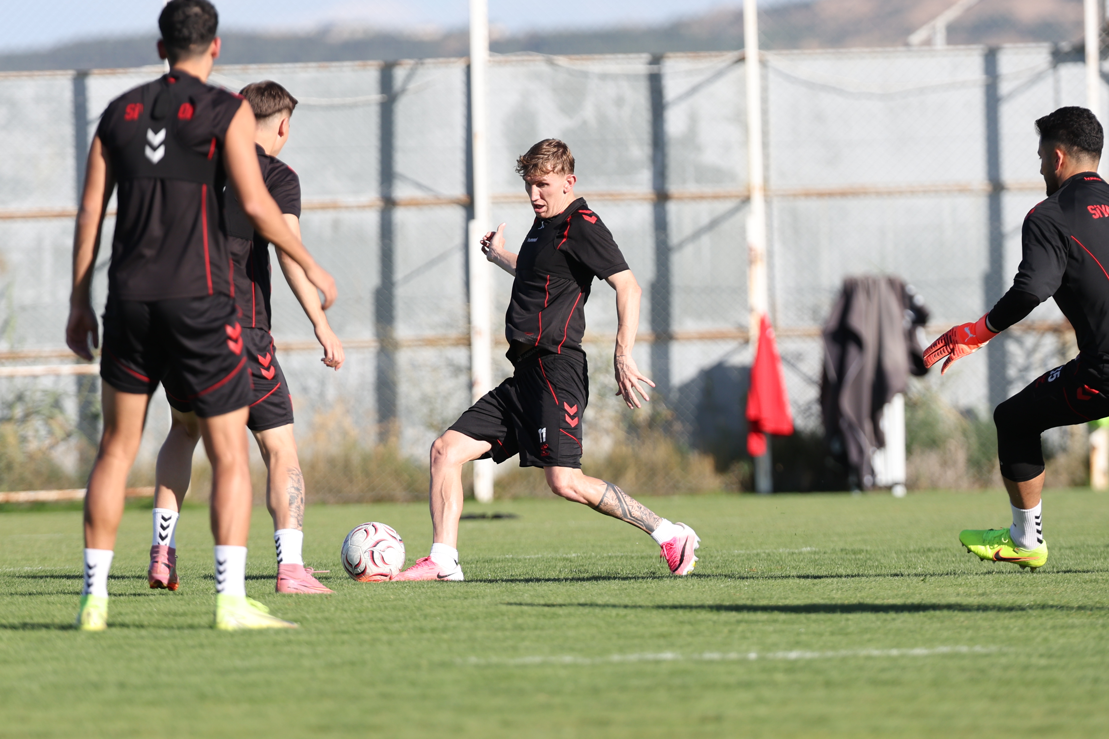 aa-20260912-42450990-42450989-sivasspor-muglaspor-macina-hazir.jpg