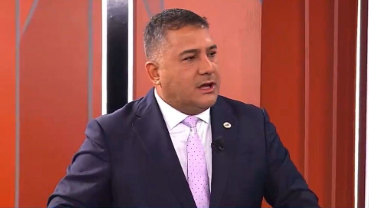 teoman-mutlu-kimdir-ymp-genel-baskani-meslegi-serveti-memleketi-ve-esi.jpg