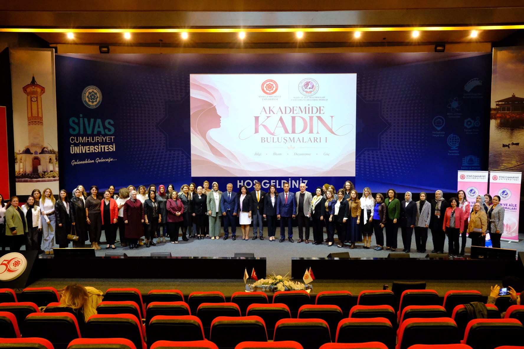 sivas-cumhuriyet-universitesinde-akademide-kadin-bulusmalari-basladi-kadinlarin-gucu-ve-ortak-akil-ayni-catida-bulustu-77657.jpg
