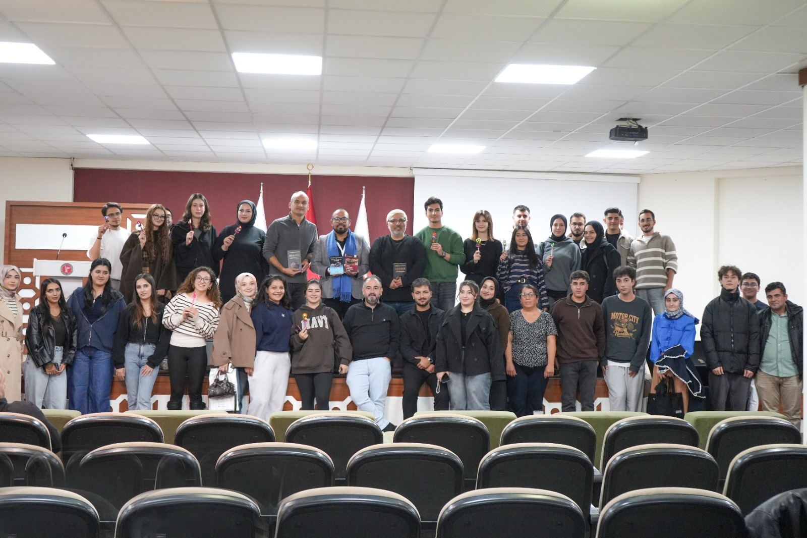 perudan-sivas-cumhuriyet-universitesine-akademik-ziyaret-13520.jpg