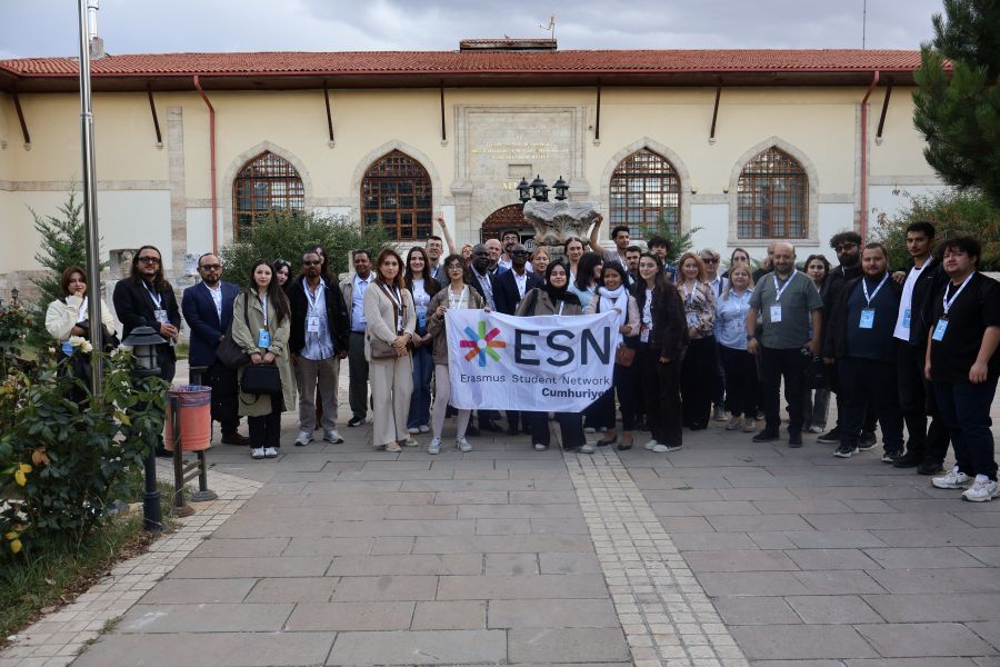 7-erasmus-uluslararasi-personel-haftasi-sivas-cumhuriyet-universitesinde-gerceklestirildi-64649.jpg