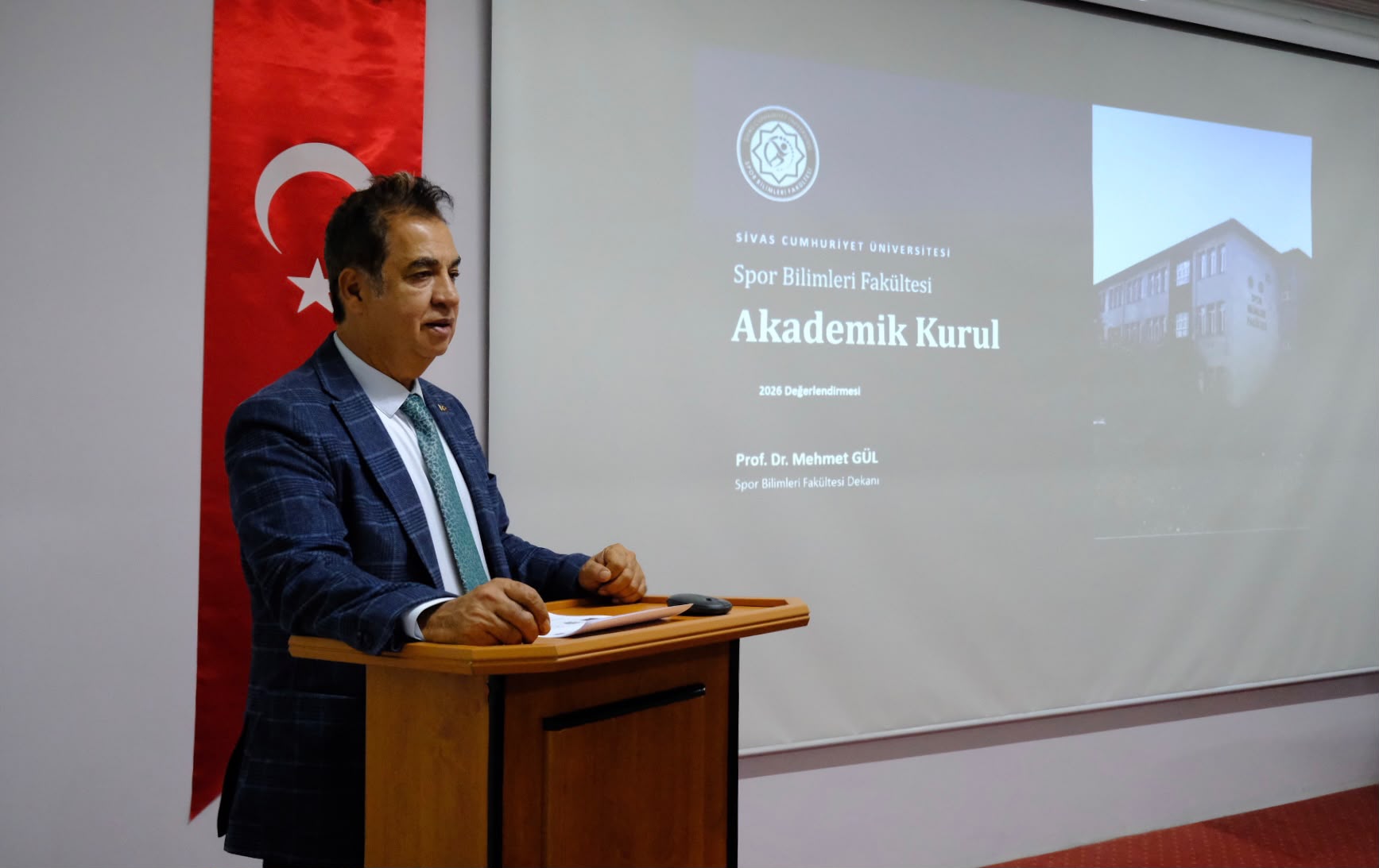 sivas-cumhuriyet-universitesi-spor-bilimleri-fakultesinde-yeni-doneme-iliskin-calismalar-gorusuldu-54307.jpg