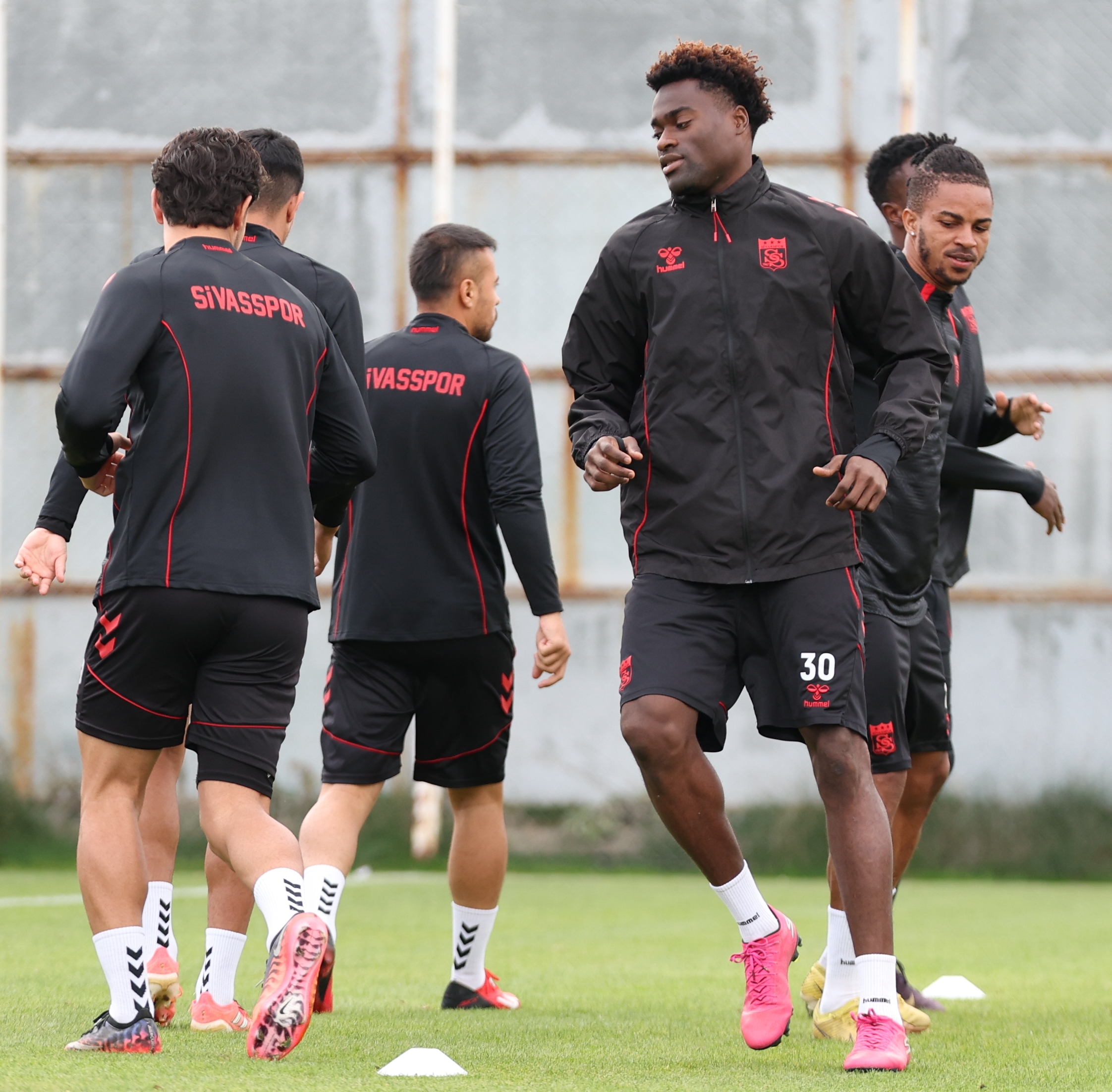 aa-20261031-42924185-42924180-sivasspor-boluspor-macinin-hazirliklarini-tamamladi.jpg