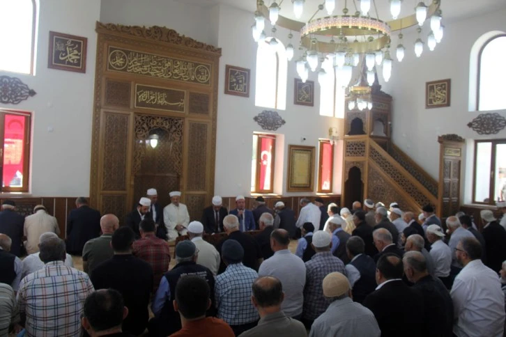 Hayırseverlerin Yaptırdığı Cami Sivas'ta Açıldı