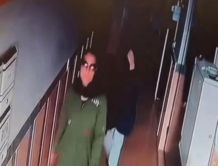 Hırsızlar Kameraya Böyle Yansıdı