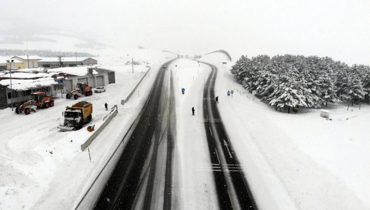 Sivas'ın Yüksek Kesimlerinde Kar Yağışı Etkili Oluyor