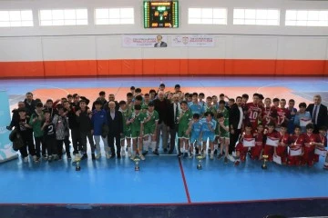 Bahçeşehir Koleji Şampiyon