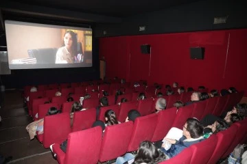 Öğrenciler 'Aybüke: Öğretmen Oldum Ben' Filmiyle Buluştu
