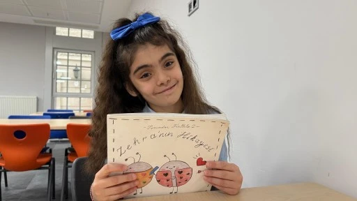 Otizmli Zehra, kendi hikayesini kitaplaştırdı