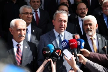Sivas Belediye Başkanı Uzun Mazbatasını Aldı