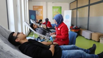 Sivas Bilim ve Teknoloji Üniversitesi'nden Kan Bağışı Kampanyası