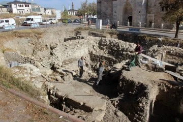 Sivas'ta Aziz Vlas'ın Anıt Mezarı Yükselecek