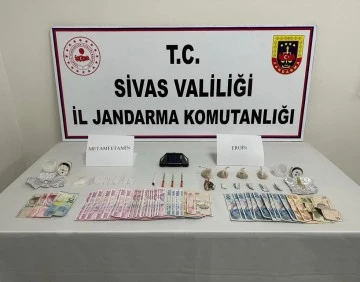 Sivas'ta İlginç Uyuşturucu Kaçırma Yöntemi