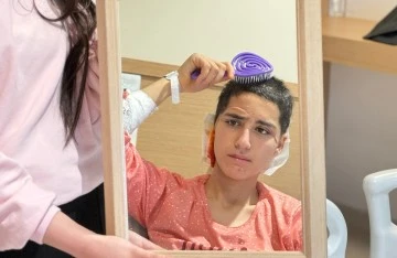 Sivas'ta Saçı Yem Makinasına Sıkıştı, Konya'da Dikildi