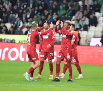 Sivasspor Deplasmanda Bir Başka