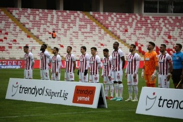 Sivasspor’un Adana Kafilesi Açıklandı