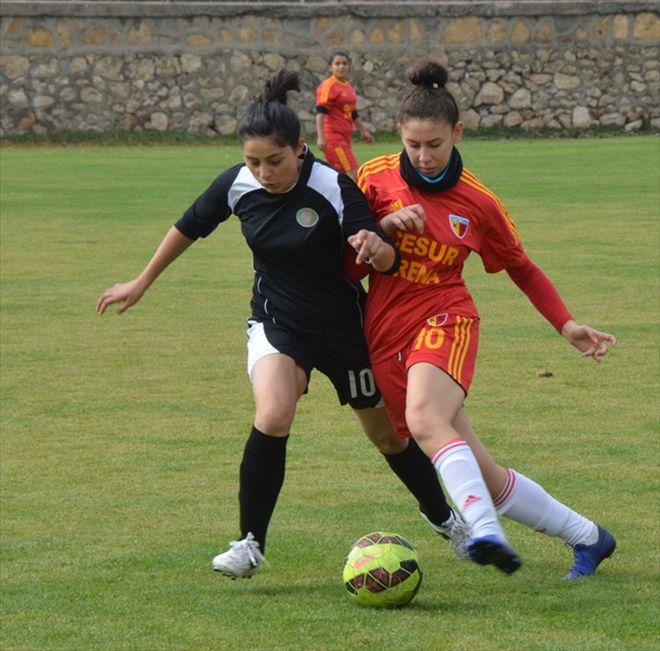 Kadınlar futbolda 2. lige  BİR ADIM KALDI