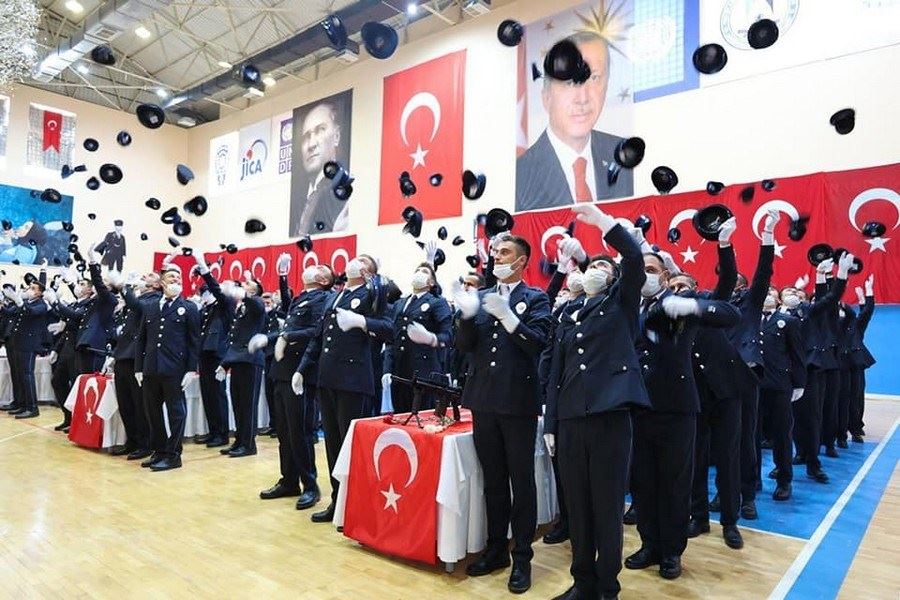 254 POLİS GÖREVE BAŞLADI